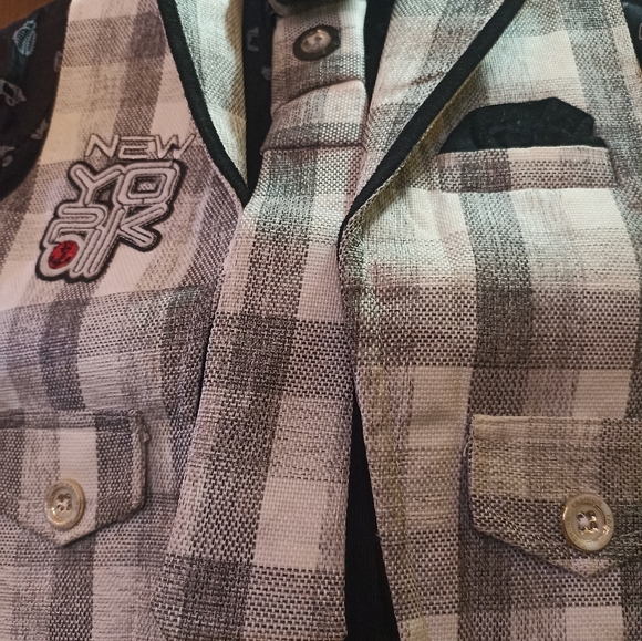 Kids party wear three piece suit set(size 1 to 2 yrs boy) - Picture 2 of 6